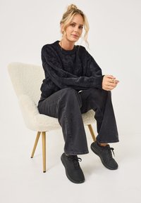 Tamaris COMFORT - Sportcipő - black