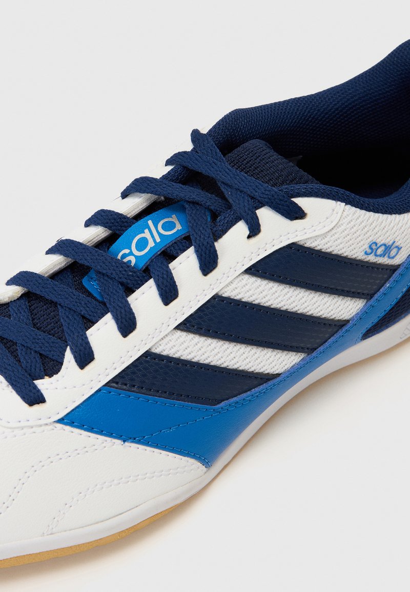 adidas Performance SUPER SALA COMPETITION 3 INDOOR - Indoor football boots  - white/dark blue/silver met./white - Zalando.ie