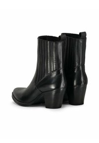 Zwarte leren enkellaarzen met een ronde neus, getextureerde geribbelde elastische panelen en een gestapelde hak. Heeft een gladde, glanzende afwerking.