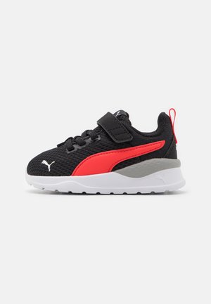 ANZARUN LITE UNISEX - Katujuoksukengät - black/red