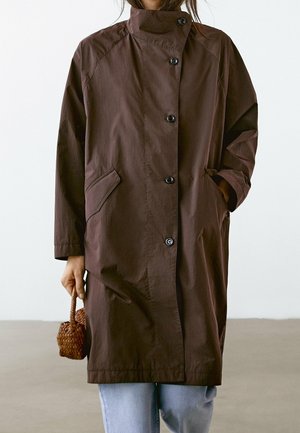 Trench - brown