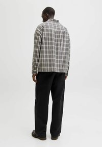 Jack & Jones PREMIUM WIDE FIT - Pluus - silver lining