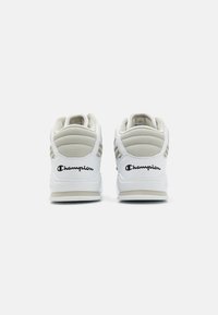 Champion 3 POINT TECH MID - Basketbalschoenen - white/light grey