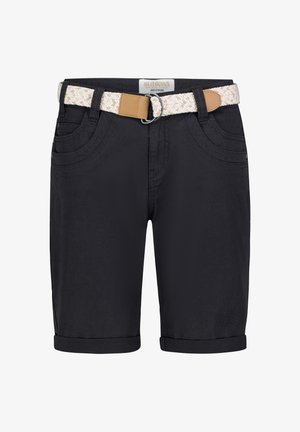 Schwarze Shorts bis zum Knie mit umgeschlagenen Säumen und einem gewebten beigen Gürtel mit Doppelring-Schnalle und braunen Lederakzenten.