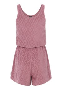 Combinaison en éponge rose poussiéreux avec un motif texturé. Elle présente un design sans manches et une taille froncée pour un ajustement décontracté.