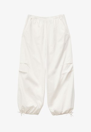 Pantalones cargo blancos de corte holgado con cintura elástica, bolsillos laterales y puños ajustables con cordón en los tobillos.