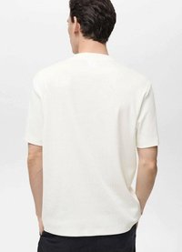 Mango OLIVE - Jednoduché tričko - off-white