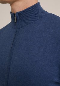 WE Fashion FUNDAMENTALS - Chaqueta de punto - blue