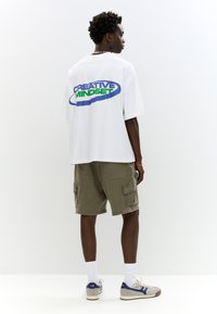 Thumbnail Image 3
