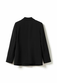 Čierny blejzer so štruktúrovaným dizajnom, so zárezom na golieri a dlhými rukávmi. Má hladkú textúru a rovno strihaný chrbát.