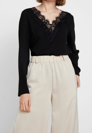 Langærmet T-shirt - black