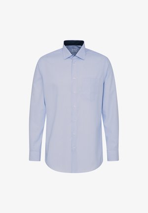 Jasnoniebieska męska koszula na długi rękaw zapinana na guziki, z kieszenią na piersi i ciemnym, wzorzystym wykończeniem kołnierzyka od wewnątrz.