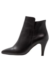 KIOMI Stövletter - black