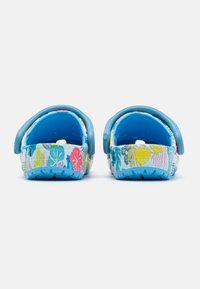 Crocs STITCH CLASSIC UNISEX - Kummikingad - oxygen