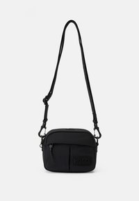 Borsa a tracolla nera Hugo con tasca frontale con zip, tracolla regolabile e patch con logo nell'angolo in basso a destra.