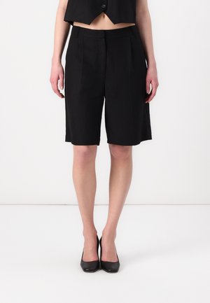 OXALIS WINNIS - Shorts - black