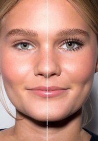 Split ansiktskomparasjon: venstre side med naturlig sminke, høyre side med mascara. Kjennetegn inkluderer glatt hud, definerte øyenbryn og glansfulle lepper.