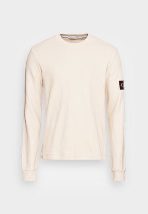 MONOGRAM BADGE WAFFLE TEE - Långärmad tröja - eggshell