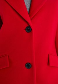 Vero Moda VMFORTUNESARA LONG COAT - Klasický kabát - red