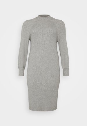 Hladko pletené šedé šaty s dlhými, mierne nariadenými rukávmi a vysokým golierom. Tvarovaný strih s dĺžkou po kolená. Hladká textúra.