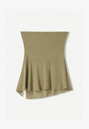 Olijfgroen mouwloos topje met een uitlopende ontwerp en een langere achterzoom. Gemaakt van zachte, rekbare stof met een gladde textuur.