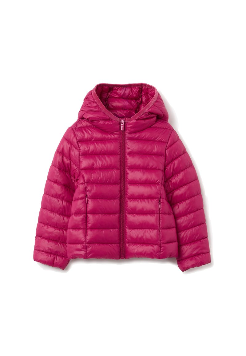 Giacca a vento in rosa brillante con chiusura a zip, cappuccio e design trapuntato. Presenta cuciture orizzontali e una texture liscia.