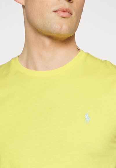 Polo Ralph Lauren CUSTOM SLIM FIT JERSEY CREWNECK T-SHIRT - T-shirt básica - coastal yellow