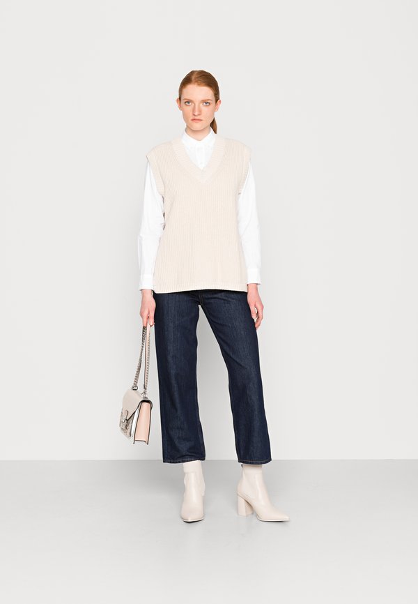 FITTED BOYFRIEND - Button-down blouse2