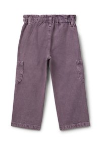 Pantalones cargo de algodón morados con cintura elástica, dos bolsillos laterales, diseño de pierna ancha y superficie texturizada.