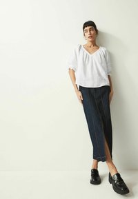 Next WASHED V-NECK - Blúzka - white