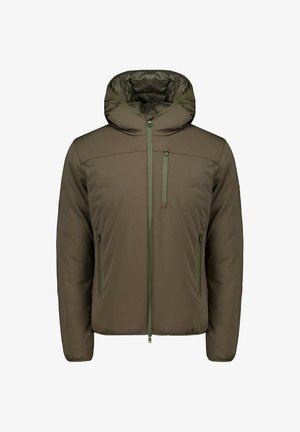 Giacca verde oliva con cappuccio, chiusura a zip frontale, due tasche laterali e una tasca sul petto; tessuto liscio e interno trapuntato.