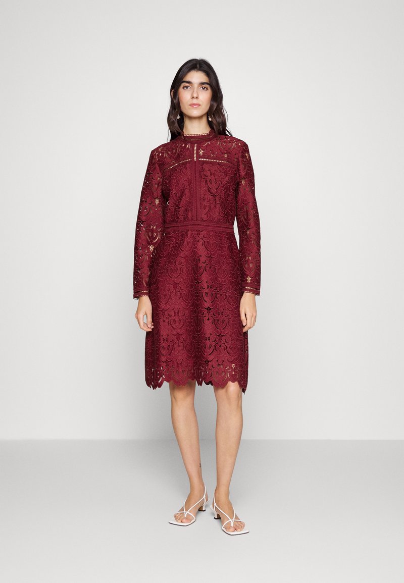 Robe Précis Petite En Dentelle Couleur Berry - Taille 10, Neuve Avec étiquettes