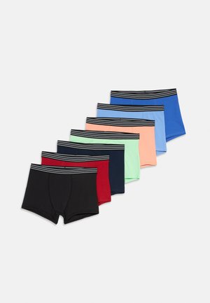 Six paires de boxers pour hommes en noir, rouge, marine, menthe, pêche, bleu clair et bleu, chacun avec une ceinture noire et des rayures blanches.
