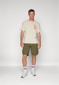 GAP Šortky - army jacket green