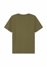 T-shirt à manches courtes de couleur vert olive avec un col rond. Fabriqué en tissu lisse, il présente un design simple sans logos ni motifs visibles.