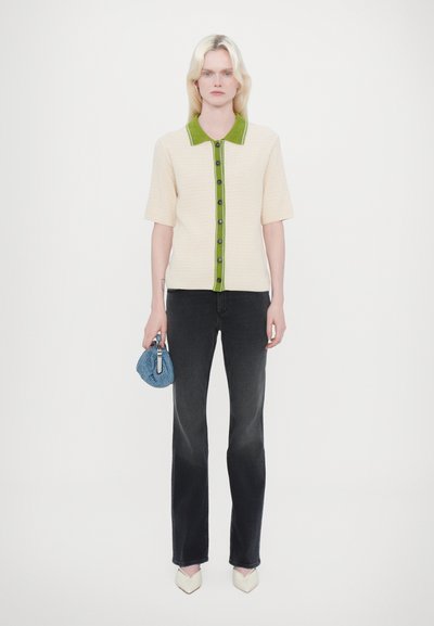 CLOSED SHORT SLEEVE - Neuletakki - ecru
