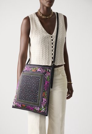 Ted Baker, Cabas - black