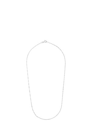 Collana in argento con un delicato design attorcigliato e chiusura a scatto, caratterizzata da una texture liscia e uno spessore uniforme.
