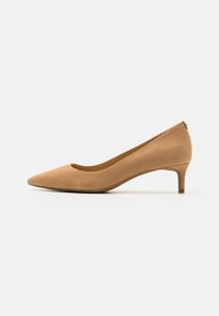 MICHAEL Michael Kors - ALINA FLEX KITTEN - Klassiske pumps - camel Miniatyrbilde 1