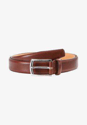 Ceinture en cuir marron avec une texture lisse, dotée d'une boucle en métal argenté et d'un design classique. L'intérieur est beige. Simple et fonctionnelle.