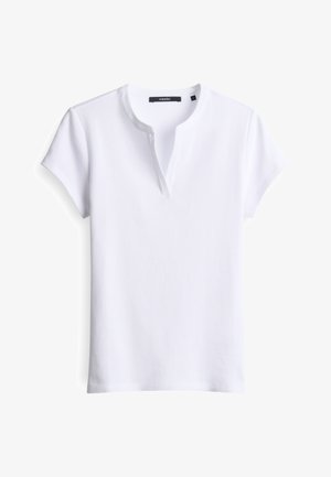 Witte T-shirt met korte mouwen, ribbelstructuur, henley-halslijn en een reguliere pasvorm. Er zijn geen patronen of accenten aanwezig.