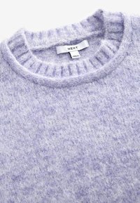 Unselected, purple lilac