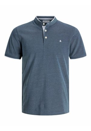 Marineblå kortærmet polo skjorte lavet af struktureret materiale med mandarinkrave, to-knaps lukning og hvide accenter på krave og ærmer.