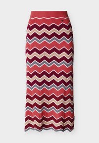 Πλεκτή midi φούστα με ζιγκ-ζαγκ σχέδιο σε αποχρώσεις κοραλλί, βουργουνδί, μπεζ και γκρι, με εφαρμοστή μέση και κυματιστό στρίφωμα.