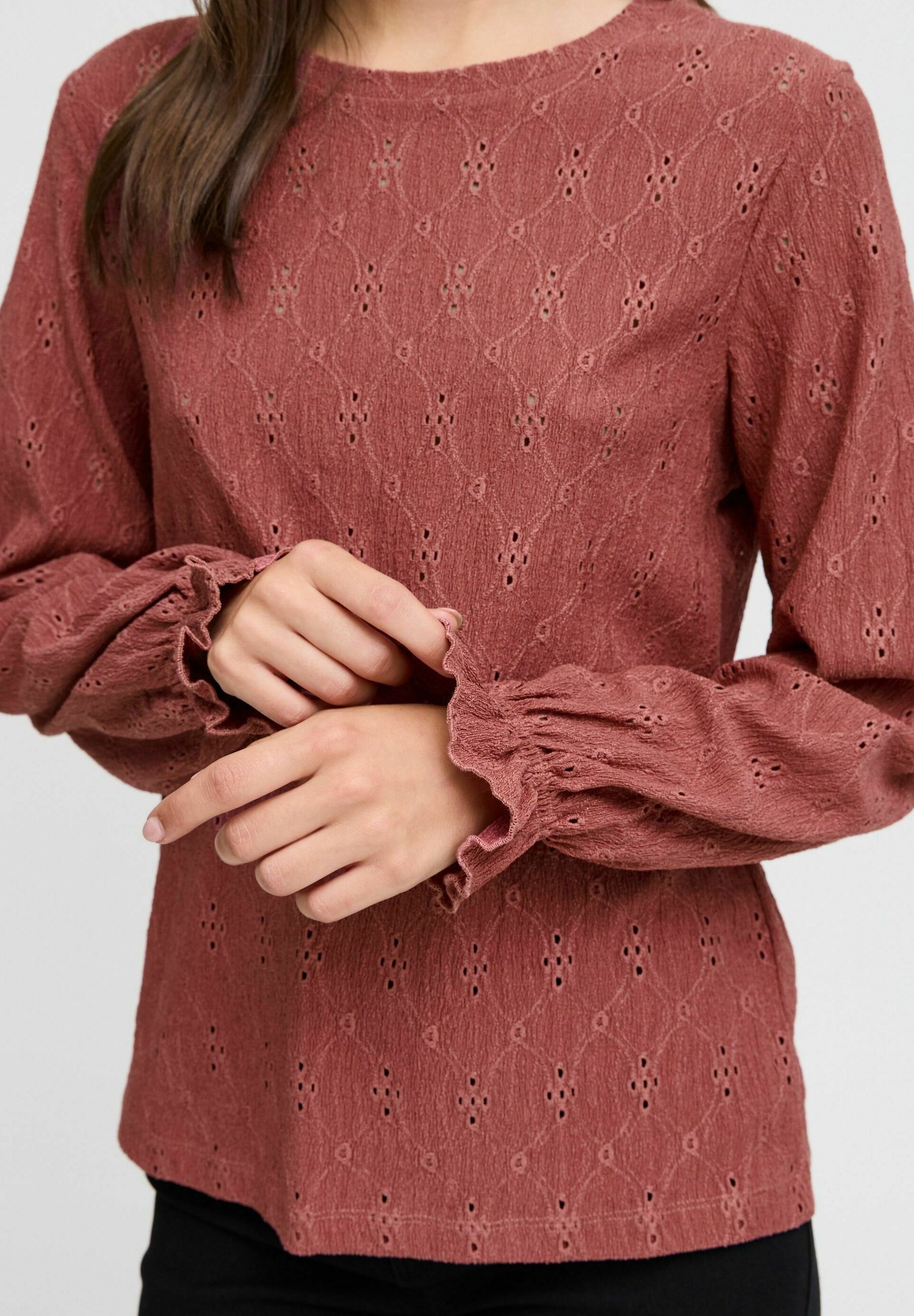 売れ筋商品|||ビーヤング シャツ レディース トップス BYSILVA ONECK BLOUSE - Blouse - roan rouge BYSILVA ONECK BLOUSE - Blouse - roan rouge