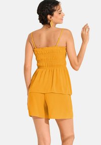 Lisca Top - jaune