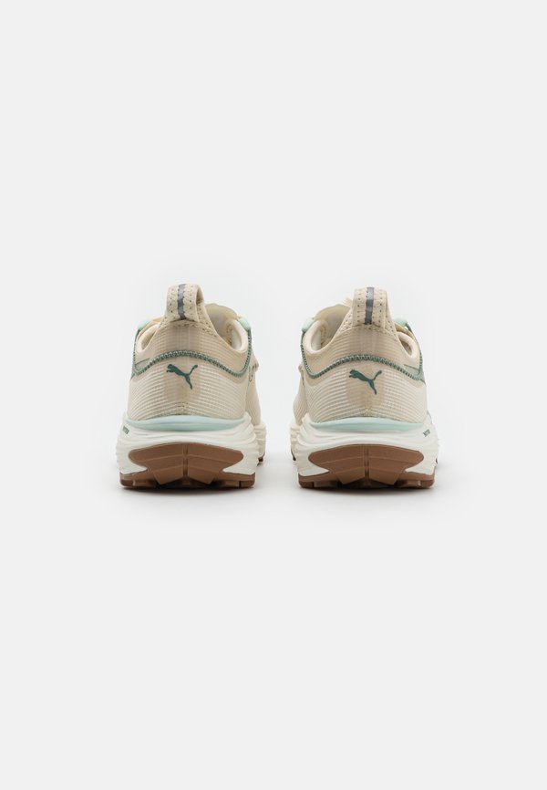 VOYAGE NITRO 3 TECH - Road running shoes2