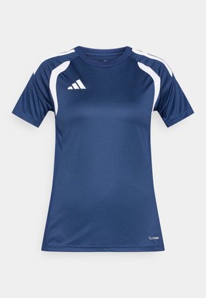 Navyblauw sportshirt met witte accenten, korte mouwen, ronde hals en vochtafvoerend materiaal. Voorzien van logo bij de zoom.