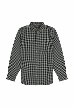 Czarna i biała koszula w kratę z długim rękawem, zapinana na guziki, z kołnierzykiem i logo Wrangler na kieszeni na piersi.