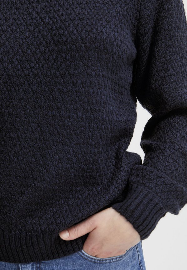 IHODANSA - Jumper - total eclipse2